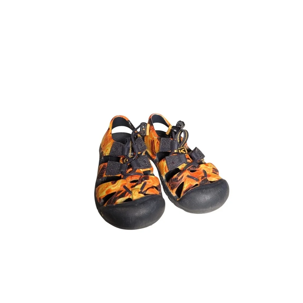 Keen Newport H2 Toddler Size 5 Orange Flame Print Waterproof Sport Sandals